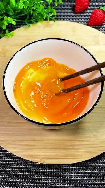 香蕉跟鸡蛋的做法视频,简单美味两步走